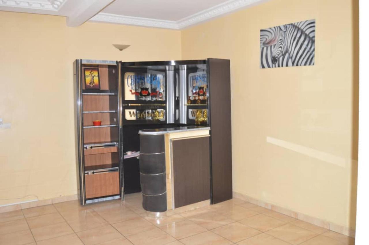 Residence Hoteliere Borel Denver Douala Exterior foto